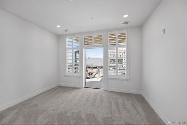 7220 W Bonfils Lane 302, Lakewood, CO 80226