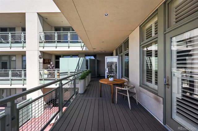 7220 W Bonfils Lane 302, Lakewood, CO 80226