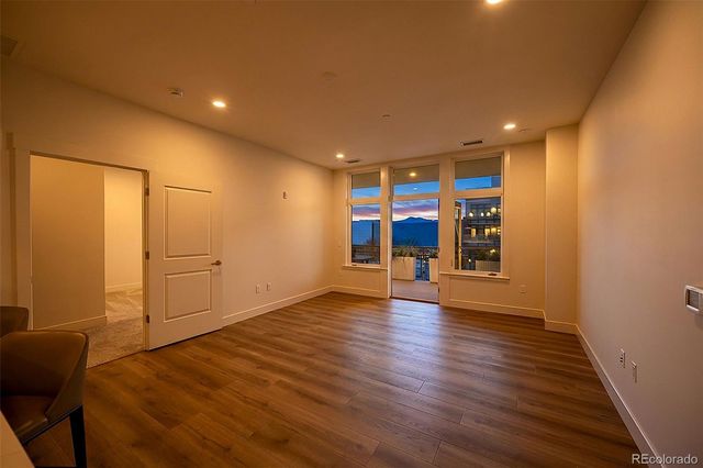 7220 W Bonfils Lane 302, Lakewood, CO 80226