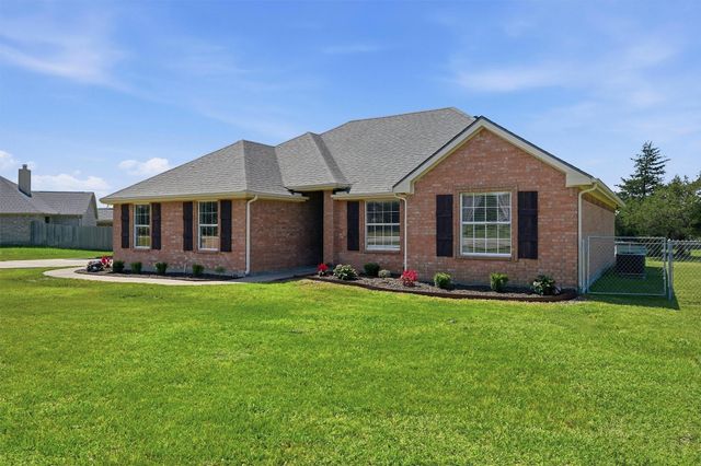 102 Brittany Drive, Fate, TX 75189