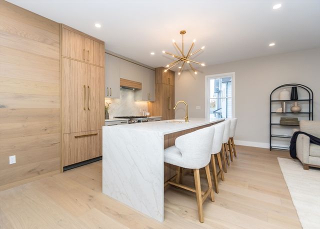 22 Irene Circle, Waltham, MA 02453
