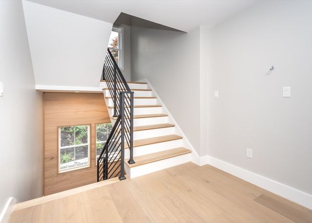 22 Irene Circle, Waltham, MA 02453