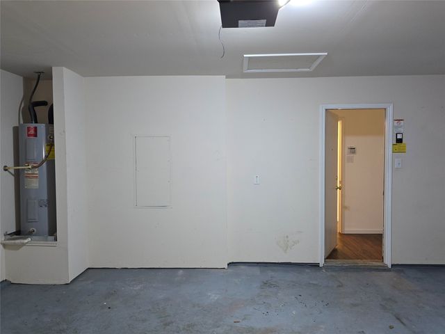 9028 Navigation Drive, Fort Worth, TX 76179