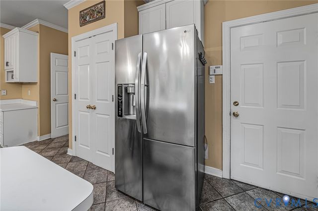10081 Amelia Manor Ct, Hanover, VA 23116