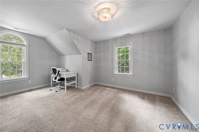 10081 Amelia Manor Ct, Hanover, VA 23116