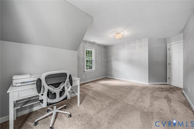 10081 Amelia Manor Ct, Hanover, VA 23116