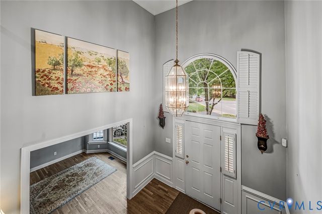 10081 Amelia Manor Ct, Hanover, VA 23116