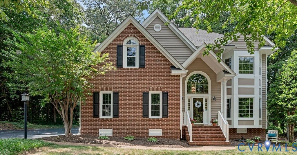 10081 Amelia Manor Ct, Hanover, VA 23116