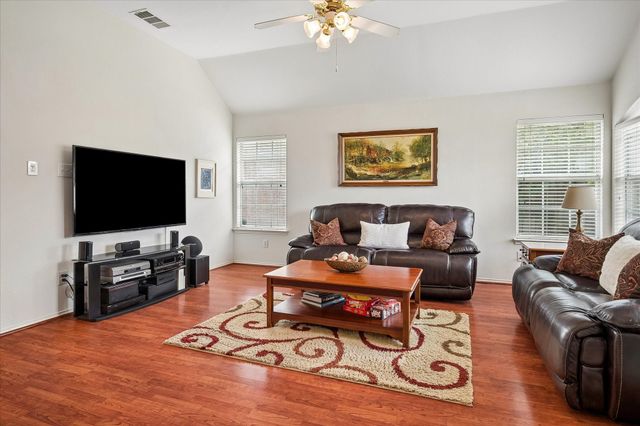 1537 Bosque Drive, Carrollton, TX 75010