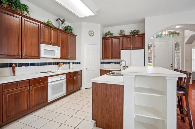 1537 Bosque Drive, Carrollton, TX 75010
