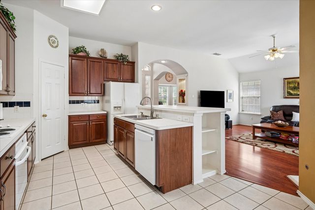 1537 Bosque Drive, Carrollton, TX 75010