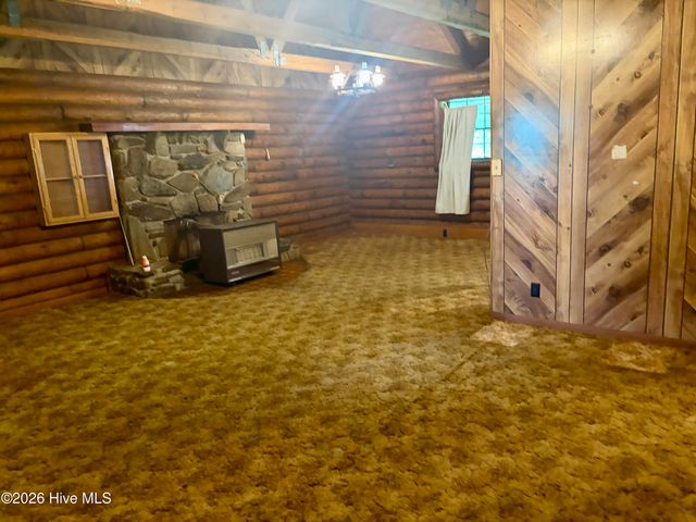 913 Franks Creek Road, Robbinsville, NC 28771