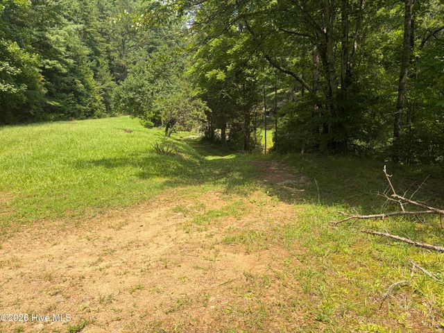 913 Franks Creek Road, Robbinsville, NC 28771
