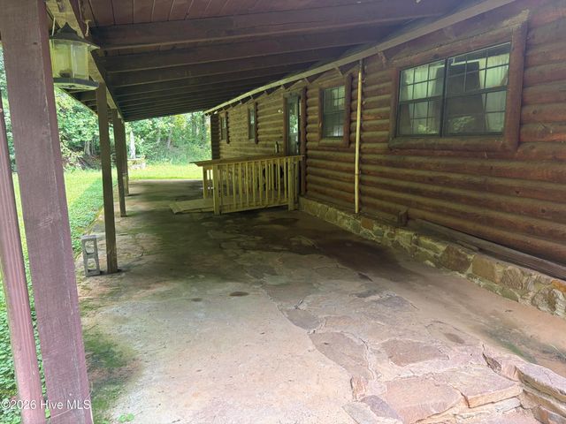 913 Franks Creek Road, Robbinsville, NC 28771