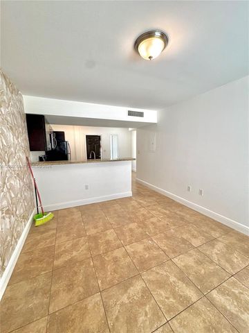 1968 NW 4th Court 323, Miami, FL 33136