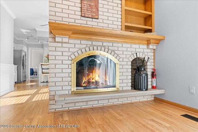 234 Chanticleer Trail, Lansing, MI 48917