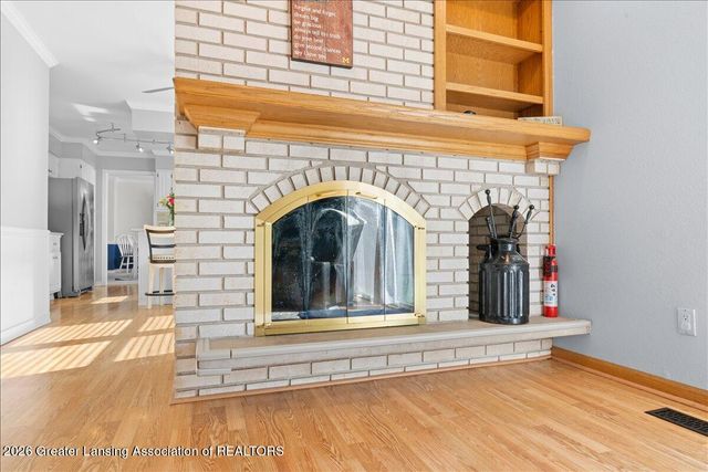234 Chanticleer Trail, Lansing, MI 48917