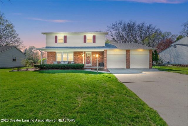 234 Chanticleer Trail, Lansing, MI 48917