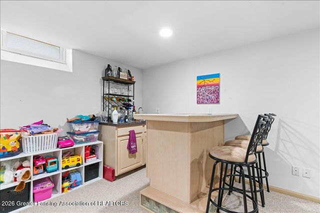 234 Chanticleer Trail, Lansing, MI 48917