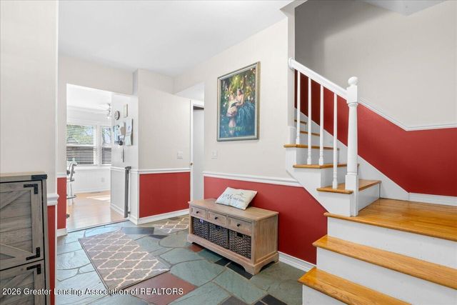 234 Chanticleer Trail, Lansing, MI 48917