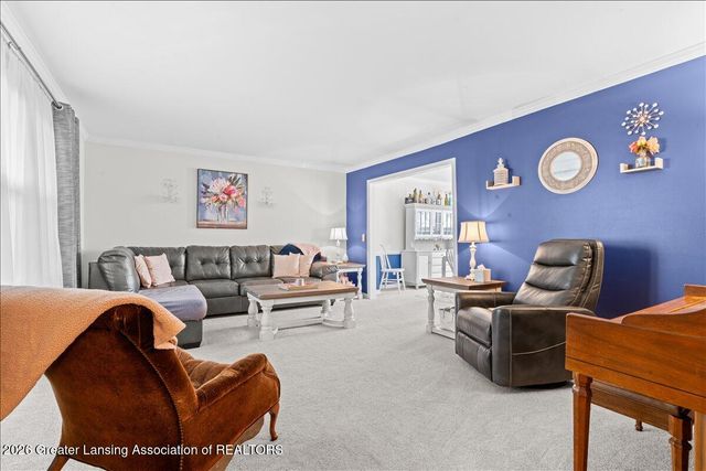 234 Chanticleer Trail, Lansing, MI 48917