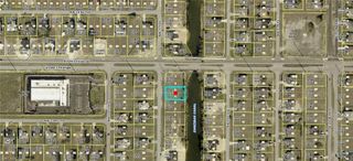2325 NW 9th PL, Cape Coral, FL 33993