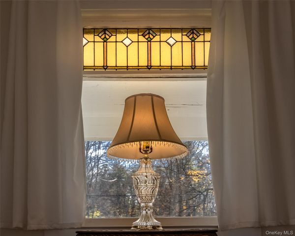 40 Lower Byrdcliffe Road, Woodstock, NY 12498