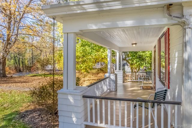 40 Lower Byrdcliffe Road, Woodstock, NY 12498