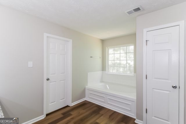 7634 Pine Gables Drive, Riverdale, GA 30296