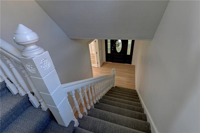 613 Chestnut Street, Leavenworth, KS 66048