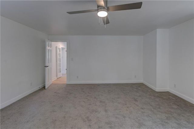 613 Chestnut Street, Leavenworth, KS 66048