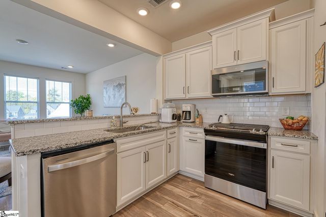 235 Dalmatian Drive, Spartanburg, SC 29307