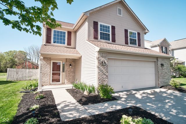 10856 Trailwood Drive, Fishers, IN 46038