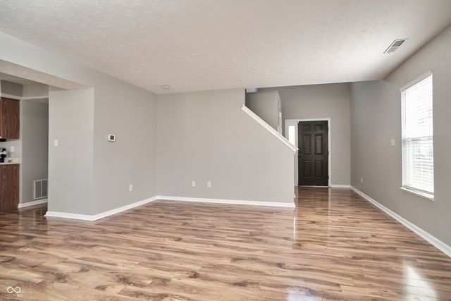 10856 Trailwood Drive, Fishers, IN 46038
