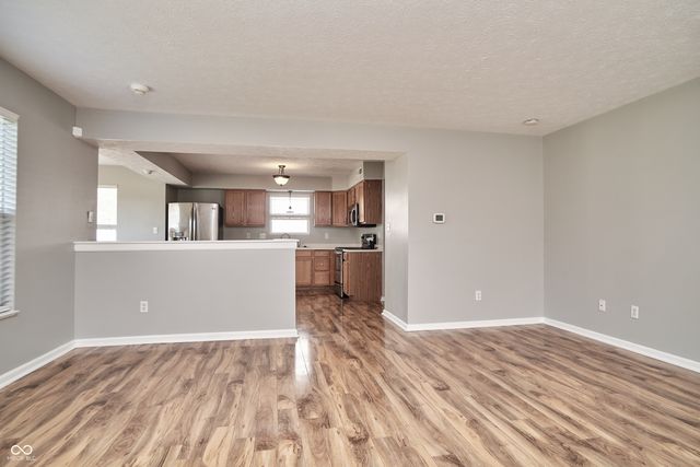 10856 Trailwood Drive, Fishers, IN 46038
