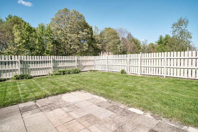 10856 Trailwood Drive, Fishers, IN 46038