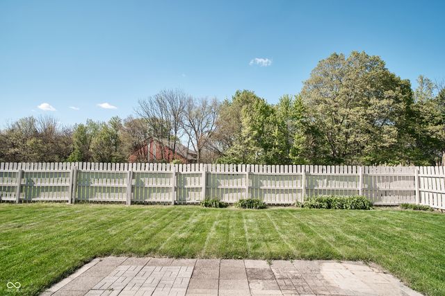 10856 Trailwood Drive, Fishers, IN 46038