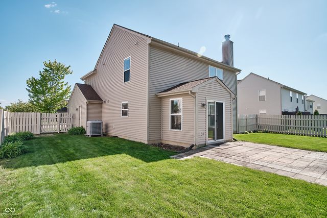 10856 Trailwood Drive, Fishers, IN 46038