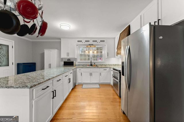 4002 Sundown Drive, Gainesville, GA 30506