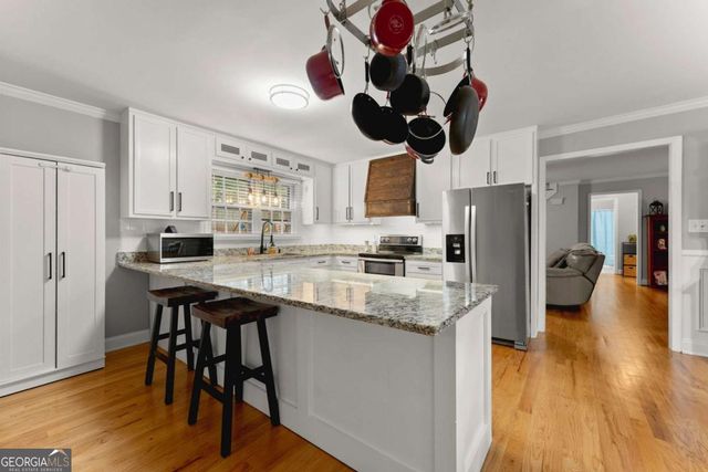 4002 Sundown Drive, Gainesville, GA 30506