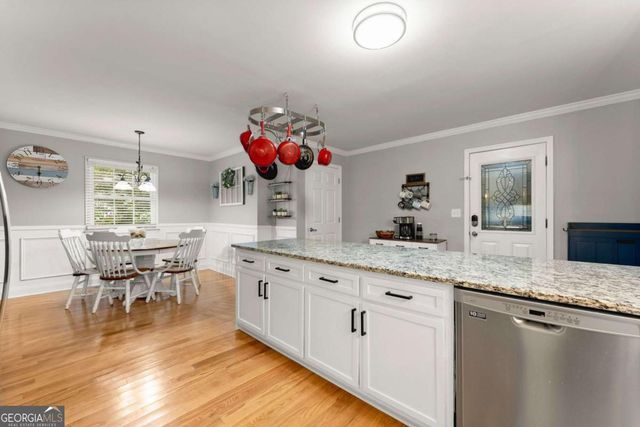 4002 Sundown Drive, Gainesville, GA 30506