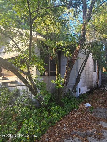 641 LONG BRANCH Boulevard, Jacksonville, FL 32206