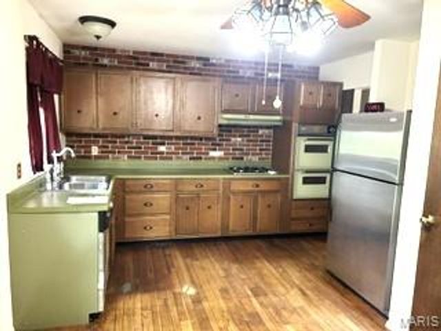 68 Julie Lane, St Peters, MO 63376