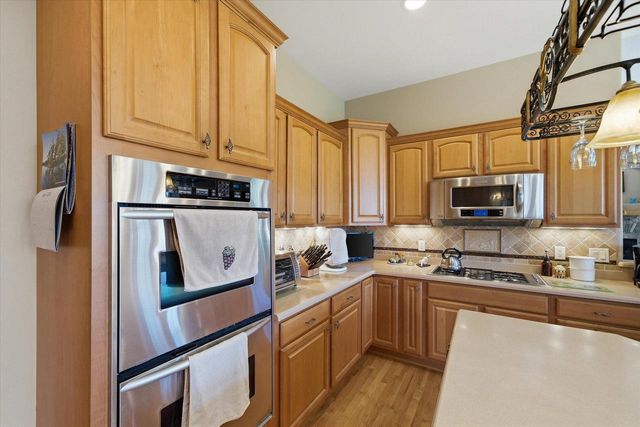 3313 47th AVENUE, Kenosha, WI 53144