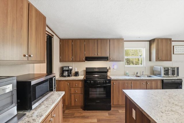 7290 NE 110TH AVENUE, Bronson, FL 32621