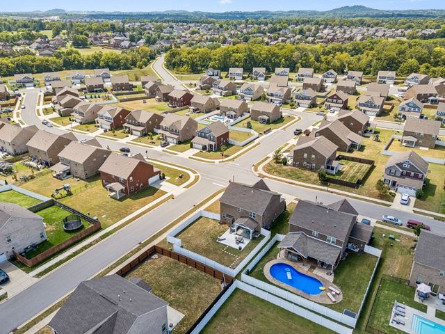 433 Rosy Dale Dr, Gallatin, TN 37066