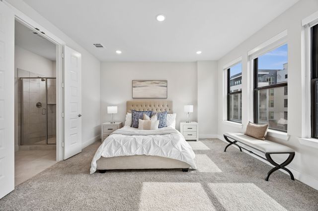 518 Winners Circle, Rowlett, TX 75088