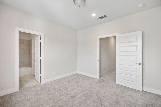 518 Winners Circle, Rowlett, TX 75088