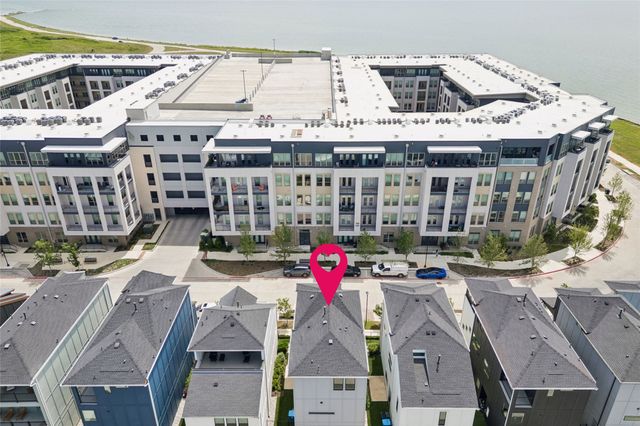 518 Winners Circle, Rowlett, TX 75088
