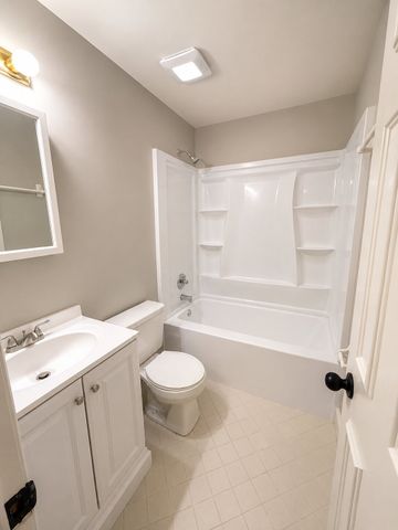 143 Brooke Castle Dr, Hermitage, TN 37076